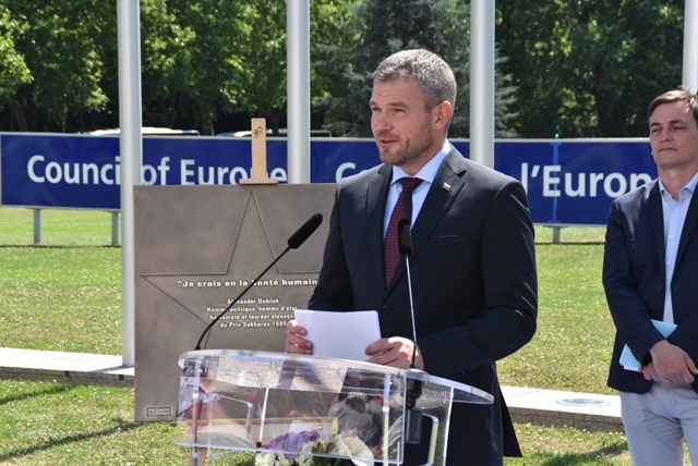 Photo de l'inauguration de le Dalle Slovaque